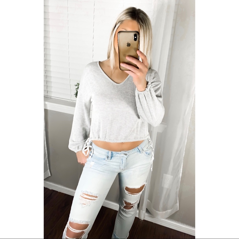 💕NEW💕 Beach Daze Top in Grey